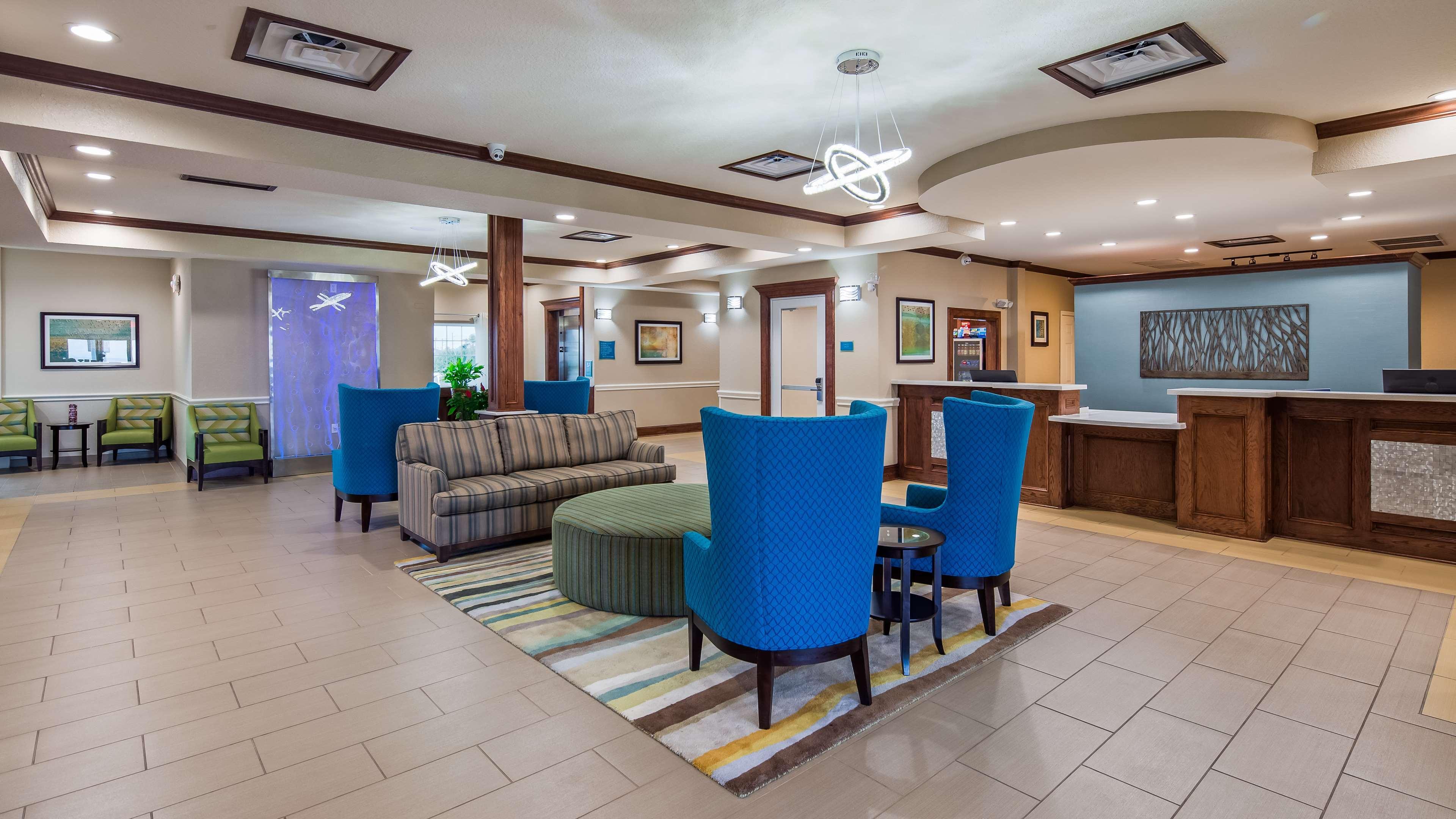 Best Western Plus Galveston Suites Exterior photo